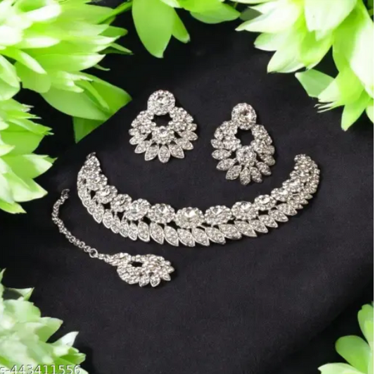 Silver Plated Jewellery Set with White Austrian Diamond